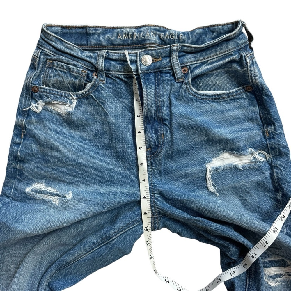 American Eagle AEO Women's Mom Straight Jeans Size 2 Distressed Blue Denim - Picture 6 of 11